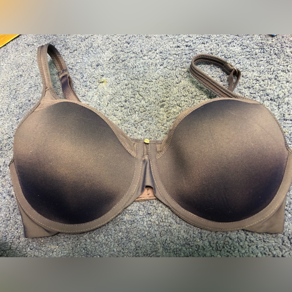 Bali brand bra.  Size 38D navy blue with jewel.